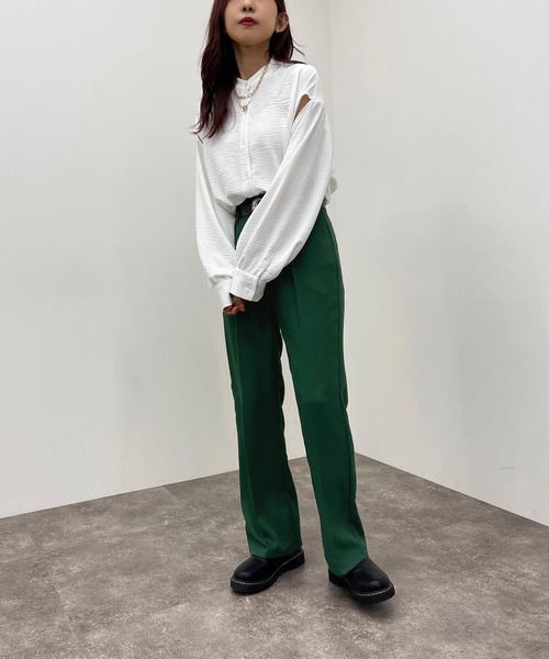 apres jour mignon（アプレジュールミニョン）の「袖スリットバンドカラーシャツ 【ZOZOTOWN限定アイテム】（シャツ/ブラウス・レディース・ブルー/グリーン/ボルドー/ブラック/オフホワイト・X-LARGE/フリー）」の10枚目の写真