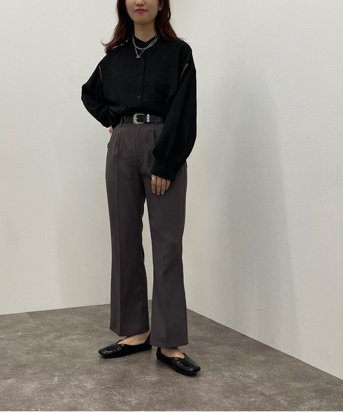 apres jour mignon（アプレジュールミニョン）の「袖スリットバンドカラーシャツ 【ZOZOTOWN限定アイテム】（シャツ/ブラウス・レディース・ブルー/グリーン/ボルドー/ブラック/オフホワイト・X-LARGE/フリー）」の16枚目の写真