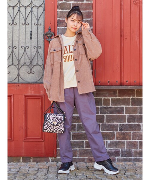 DRESKIP(ドレスキップ)の「◆アニマル切り替えスニーカー(スニーカー・レディース・ブラック系4/ベージュ系4/アイボリー系4・35/45)」の15枚目の写真