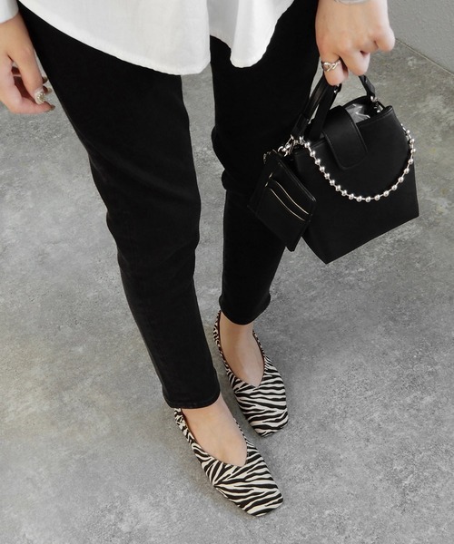 minia（ミニア）の「カードケース付きボールチェーンミニバッグ　◆（ショルダーバッグ・レディース・アイボリー/パイソン/ブラック/カーキ・FREE）」の17枚目の写真