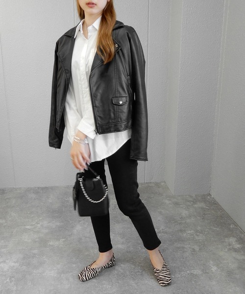 minia（ミニア）の「カードケース付きボールチェーンミニバッグ　◆（ショルダーバッグ・レディース・アイボリー/パイソン/ブラック/カーキ・FREE）」の16枚目の写真