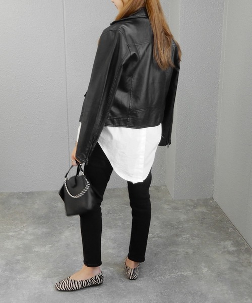 minia（ミニア）の「カードケース付きボールチェーンミニバッグ　◆（ショルダーバッグ・レディース・アイボリー/パイソン/ブラック/カーキ・FREE）」の14枚目の写真