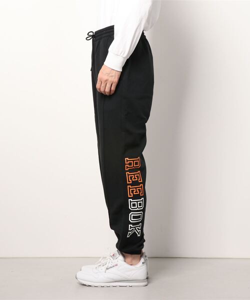 Reebok（リーボック）の「クラシックス バスケットボール スウェット パンツ / Classics Basketball Sweat Pants（スウェットパンツ・メンズ・ヘザーグレー/ブラック・SMALL/MEDIUM/LARGE/XXX-LARGE/XX-LARGE/X-LARGE）」の12枚目の写真