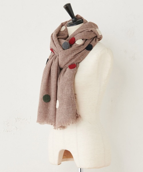 BEARDSLEY（ビアズリー）の「《CITRUS》カラフルドットストール（ストール/ショール・レディース・ブラウン/グレー・FREE）」の5枚目の写真
