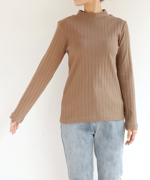 andme(アンドミー)の「コットン長袖ワイドリブモックネックTシャツ(Tシャツ/カットソー・レディース・チャコールグレー/ブラック/ブラウン/オフホワイト/グリーン/ブラウン系その他/ライトグリーン/ネイビー・M/L)」の15枚目の写真