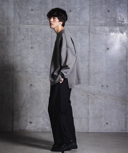 NIDO（ニド）の「ダンボールクルートレーナー（スウェット・メンズ・チャコールグレー/グレイッシュベージュ・M/L）」の18枚目の写真