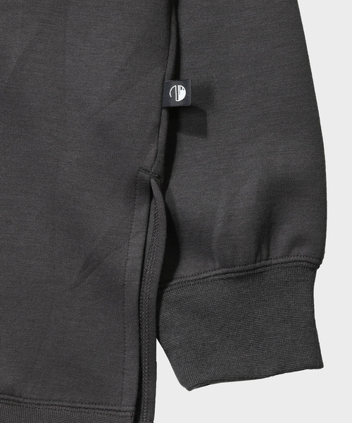 NIDO（ニド）の「ダンボールクルートレーナー（スウェット・メンズ・チャコールグレー/グレイッシュベージュ・M/L）」の4枚目の写真