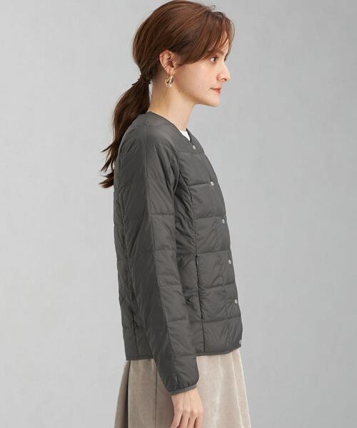 TAION(タイオン)の「<TAION (タイオン)> クルーネック ボタン インナー ダウン(ダウンジャケット/コート・レディース・ブラック/オリーブ/ダークグレー・S/M)」の5枚目の写真