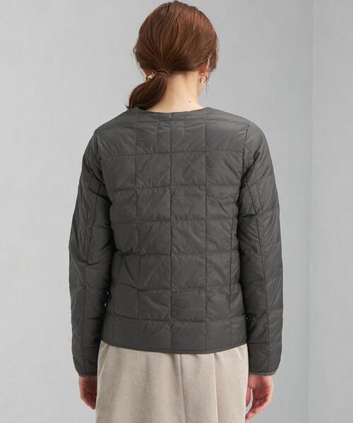 TAION(タイオン)の「<TAION (タイオン)> クルーネック ボタン インナー ダウン(ダウンジャケット/コート・レディース・ブラック/オリーブ/ダークグレー・S/M)」の6枚目の写真