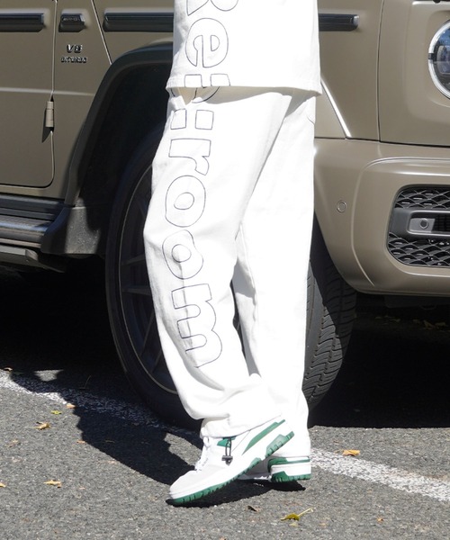 #Re:room（リルーム）の「ビッグロゴチェーンステッチスウェットパンツ（スウェットパンツ・メンズ・オフホワイト/ベージュ/イエロー/ライトブラック・SMALL/MEDIUM）」の2枚目の写真