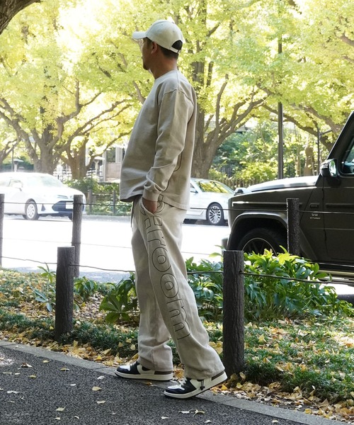 #Re:room（リルーム）の「ビッグロゴチェーンステッチスウェットパンツ（スウェットパンツ・メンズ・オフホワイト/ベージュ/イエロー/ライトブラック・SMALL/MEDIUM）」の5枚目の写真