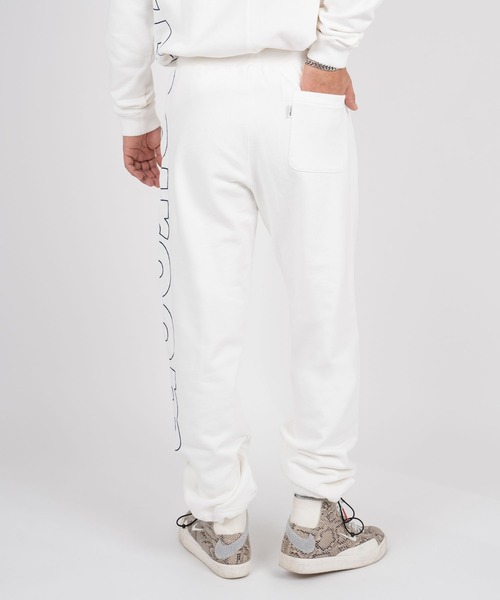 #Re:room（リルーム）の「ビッグロゴチェーンステッチスウェットパンツ（スウェットパンツ・メンズ・オフホワイト/ベージュ/イエロー/ライトブラック・SMALL/MEDIUM）」の17枚目の写真