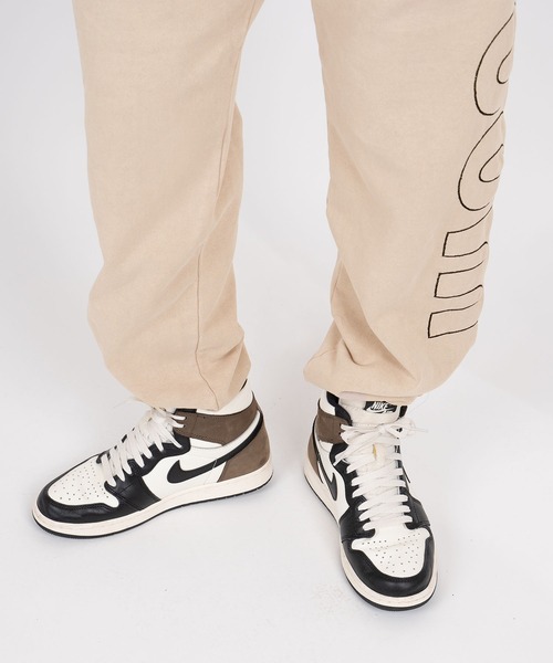 #Re:room（リルーム）の「ビッグロゴチェーンステッチスウェットパンツ（スウェットパンツ・メンズ・オフホワイト/ベージュ/イエロー/ライトブラック・SMALL/MEDIUM）」の8枚目の写真