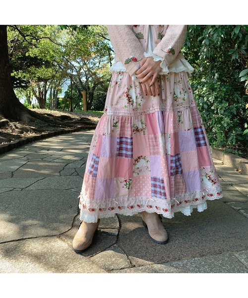 PINK HOUSE（ピンクハウス）の「野いちごの森パッチワークスカート