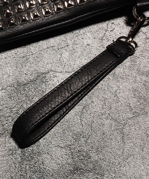 BLACK JACKALL CROWN(ブラックジャッカルクラウン)の「BLACK JACKALL CROWN スタッズ デコレーション 2WAY クラッチバッグ スクエアショルダー(クラッチバッグ・レディース・ブラック・FREE)」の19枚目の写真
