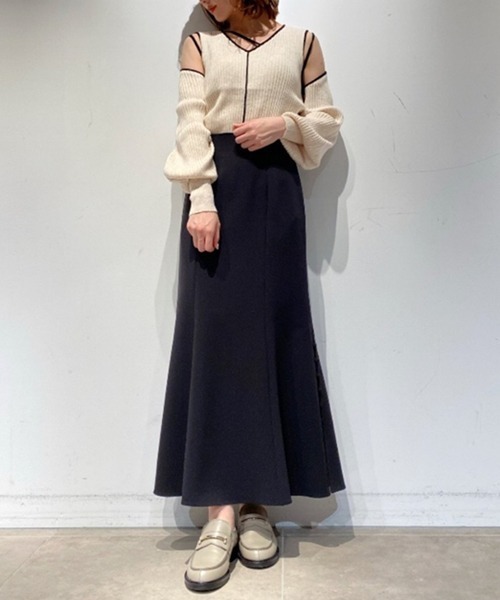 サイドスリットマーメイドスカート