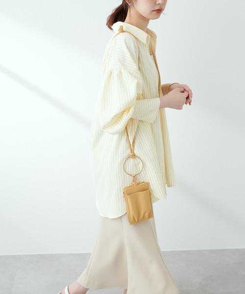 natural couture(ナチュラルクチュール)の「マルチリングスマホショルダー(ショルダーバッグ・レディース・ブラック/イエロー/アイボリー・FREE)」の14枚目の写真