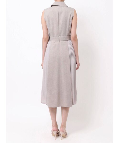 RESEXXY（リゼクシー）の「ノースリサイドプリーツワンピース（ワンピース・レディース・ブラック/ベージュ/ミント・FREE）」の13枚目の写真