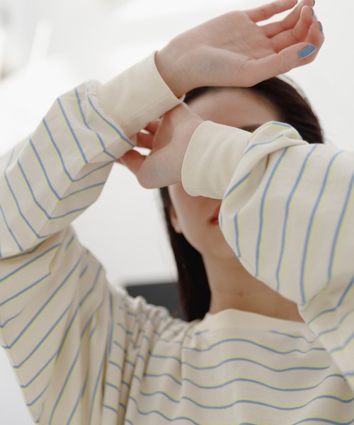 WHIMSIC(ウィムジック)の「【WHIMSIC】マルチボーダーロングスリーブTEE(Tシャツ/カットソー・レディース・ホワイト/ブラック/パープル/ネイビー/アイボリー・FREE)」の3枚目の写真