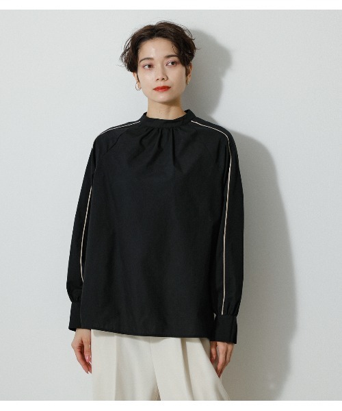 AZUL by moussy（アズールバイマウジー）の「PIPING DESIGN BLOUSE/パイピングデザインブラウス（シャツ/ブラウス・レディース・オフホワイト/ブラック・MEDIUM/SMALL）」の6枚目の写真