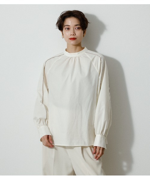 AZUL by moussy（アズールバイマウジー）の「PIPING DESIGN BLOUSE/パイピングデザインブラウス（シャツ/ブラウス・レディース・オフホワイト/ブラック・MEDIUM/SMALL）」の3枚目の写真