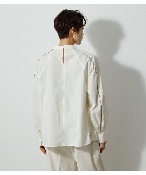 AZUL by moussy（アズールバイマウジー）の「PIPING DESIGN BLOUSE/パイピングデザインブラウス（シャツ/ブラウス・レディース・オフホワイト/ブラック・MEDIUM/SMALL）」の19枚目の写真
