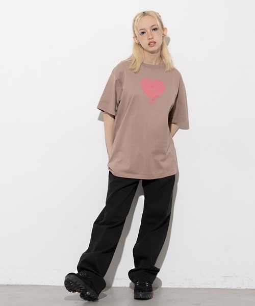 X-girl（エックスガール）の「GEOMETRIC HEART S/S TEE/ジオメトリックハートTシャツ（Tシャツ/カットソー・レディース・ブラック/ホワイト/ブラウン・M/XL/S/L）」の20枚目の写真