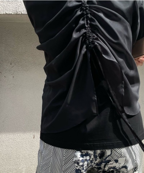 AULA AILA（アウラアイラ）の「AULA AILA（アウラ アイラ）別注ドロストリングレイヤードTシャツ（Tシャツ/カットソー・レディース・ホワイト/ブラック・FREE）」の17枚目の写真