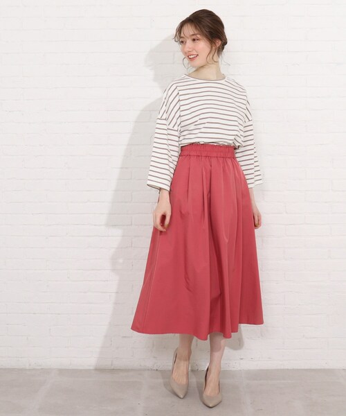 SHOO・LA・RUE(シューラルー)の「◆【SUPIMAコットン】脇タックデザインプルオーバー(Tシャツ/カットソー・レディース・ホワイト系/ブラック/サンドベージュ/ピンク系/ダークブラウン系2/ブルー系2・04/02/03)」の18枚目の写真