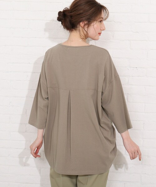 SHOO・LA・RUE(シューラルー)の「◆【SUPIMAコットン】脇タックデザインプルオーバー(Tシャツ/カットソー・レディース・ホワイト系/ブラック/サンドベージュ/ピンク系/ダークブラウン系2/ブルー系2・04/02/03)」の22枚目の写真