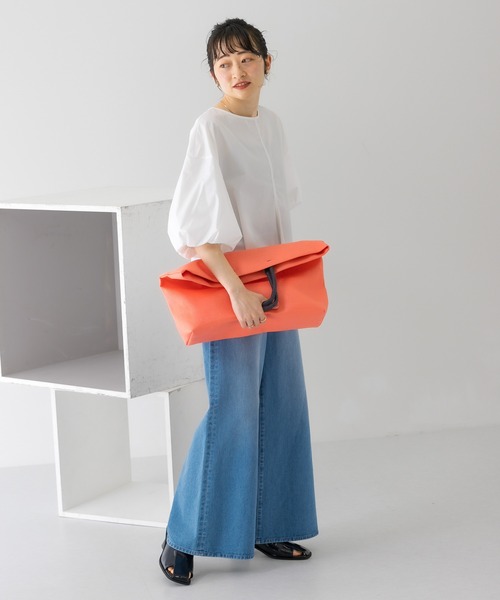 KBF（ケイビーエフ）の「タックボリュームスリーブブラウス（シャツ/ブラウス・レディース・ブラック/オフホワイト/グリーン・ONE）」の8枚目の写真