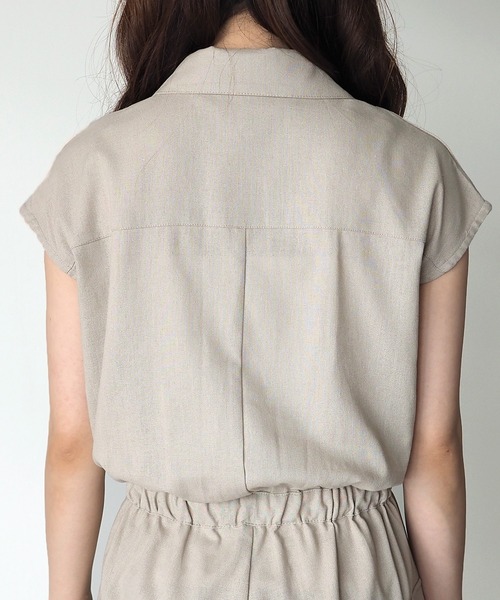 Riberry(リベリー)の「リネン混カーゴポケットジャンプスーツ(つなぎ/オールインワン・レディース・チャコールグレー/ブラック/ベージュ/カーキ・MEDIUM)」の8枚目の写真