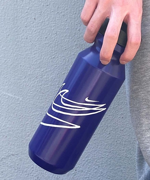 NIKE（ナイキ）の「【NIKE/ナイキ 】ビックマウスボトル 2.0 / 32oz（水筒・メンズ・グリーン系/パープル系/ブラック系/イエロー系/クリア/ピンク/イエロー/ブラック/ブルー・FREE）」の5枚目の写真