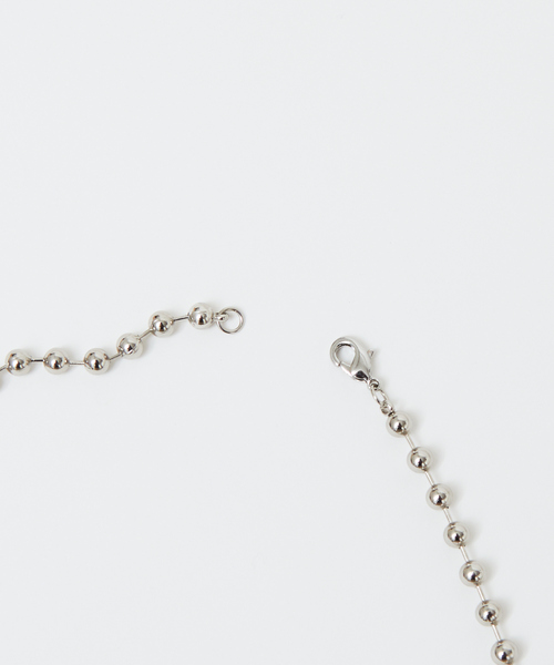Rouge vif（ルージュヴィフ）の「ボールチェーンネックレス（ネックレス・レディース・シルバー・フリー）」の5枚目の写真