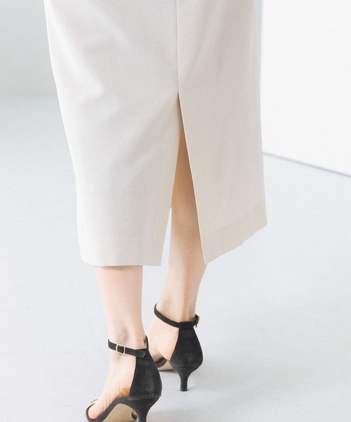 URBAN RESEARCH ROSSO WOMEN（アーバンリサーチ　ロッソ）の「フロントタックポケットタイトスカート（スカート・レディース・チャコールグレー/チェック/ライトベージュ・38/36）」の12枚目の写真