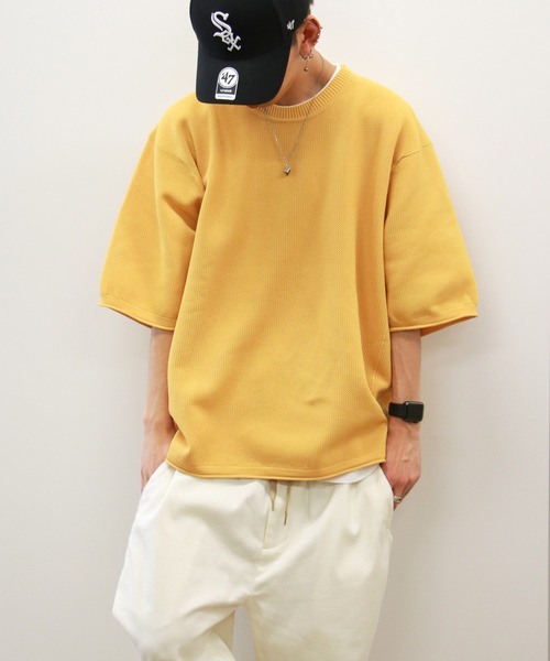 VENCEEXCHANGE（ヴァンスエクスチェンジ）の「【半袖ニット+レイヤードインナーの2点SET】ドライタッチ オーバーサイズサマーニット 　アンサンブル/ビッグシルエット/（ニット/セーター・メンズ・チャコールグレー/ベージュ/オリーブ/イエロー/オレンジ/ブルー・FREE）」の11枚目の写真