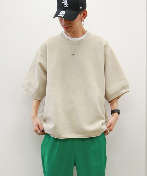 VENCEEXCHANGE（ヴァンスエクスチェンジ）の「【半袖ニット+レイヤードインナーの2点SET】ドライタッチ オーバーサイズサマーニット 　アンサンブル/ビッグシルエット/（ニット/セーター・メンズ・チャコールグレー/ベージュ/オリーブ/イエロー/オレンジ/ブルー・FREE）」の18枚目の写真