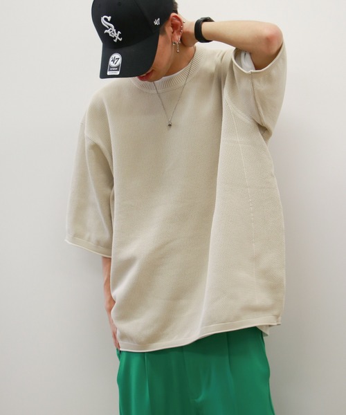 VENCEEXCHANGE（ヴァンスエクスチェンジ）の「【半袖ニット+レイヤードインナーの2点SET】ドライタッチ オーバーサイズサマーニット 　アンサンブル/ビッグシルエット/（ニット/セーター・メンズ・チャコールグレー/ベージュ/オリーブ/イエロー/オレンジ/ブルー・FREE）」の19枚目の写真