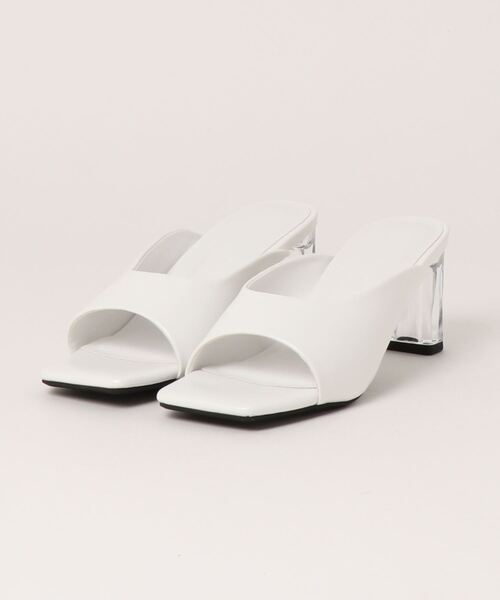 ENVYM（アンビー）の「スクエアトゥーヒールサンダル（サンダル・レディース・ホワイト/ブラック/ベージュ・23.5cm/24.5cm/22.5cm）」の14枚目の写真