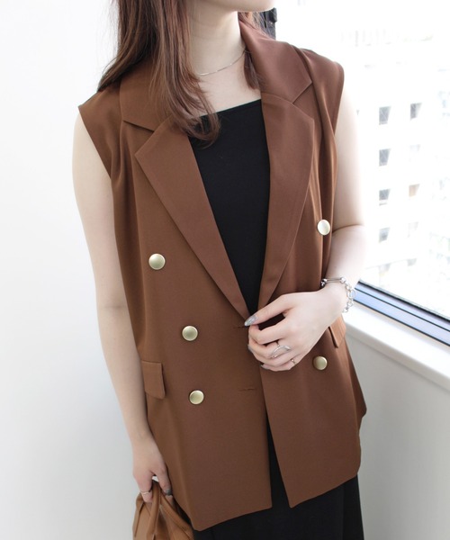 MLI'A(エムリア)の「金ボタンジレ(セットアップ対応)(ベスト・レディース・ブラック/ネイビー/アイボリー/ライトブラウン・M)」の1枚目の写真