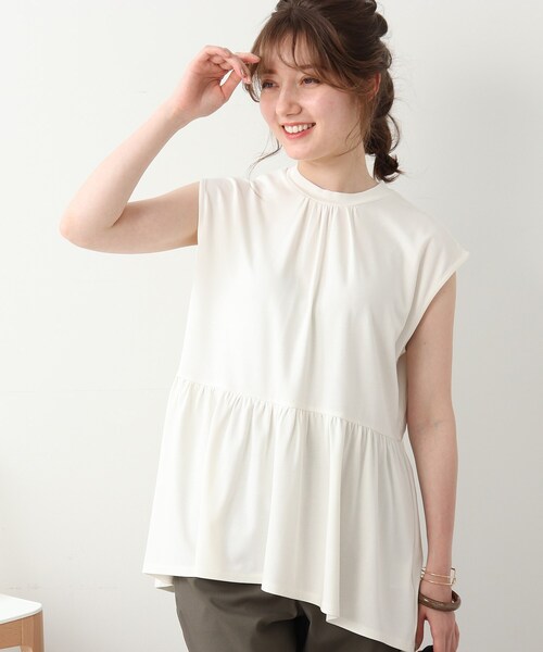 DRESKIP（ドレスキップ）の「◆ウエスト切替ギャザープルオーバー（Tシャツ/カットソー・レディース・オフホワイト/グレー系その他/ダークグリーン/ベージュ・02/03）」の2枚目の写真