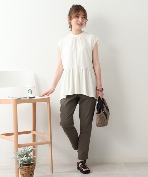 DRESKIP（ドレスキップ）の「◆ウエスト切替ギャザープルオーバー（Tシャツ/カットソー・レディース・オフホワイト/グレー系その他/ダークグリーン/ベージュ・02/03）」の16枚目の写真