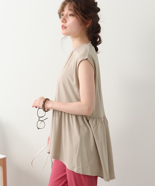 DRESKIP（ドレスキップ）の「◆ウエスト切替ギャザープルオーバー（Tシャツ/カットソー・レディース・オフホワイト/グレー系その他/ダークグリーン/ベージュ・02/03）」の13枚目の写真