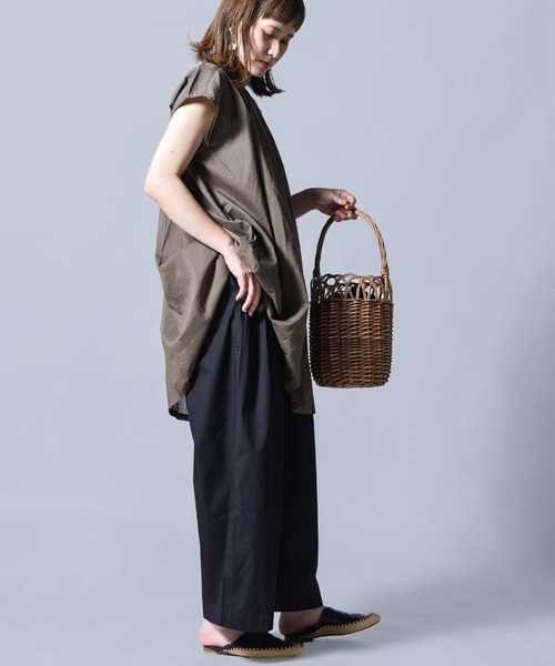 folka（フォルカ）の「【folka（フォルカ）】コクーンパンツ（チノパンツ・レディース・ライトグレー/ブラック/モカ・ONE SIZE）」の10枚目の写真