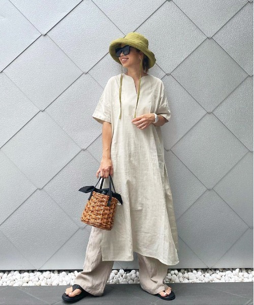 StyleSea(スタイルシー)の「リネンタッチコットンカフタンワンピース(ワンピース・レディース・ブラウン/オフホワイト/カーキ/ライトベージュ・MEDIUM)」の3枚目の写真