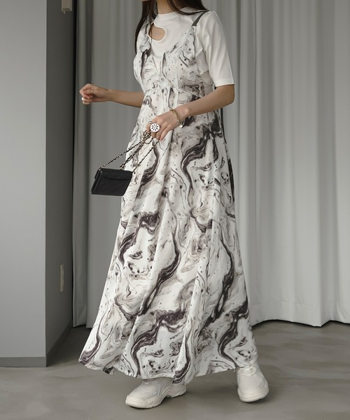 Ezick（エジック）の「コンマカットネックTEE（Tシャツ/カットソー・レディース・ライトホワイト/ブラック/グリーン・FREE）」の5枚目の写真