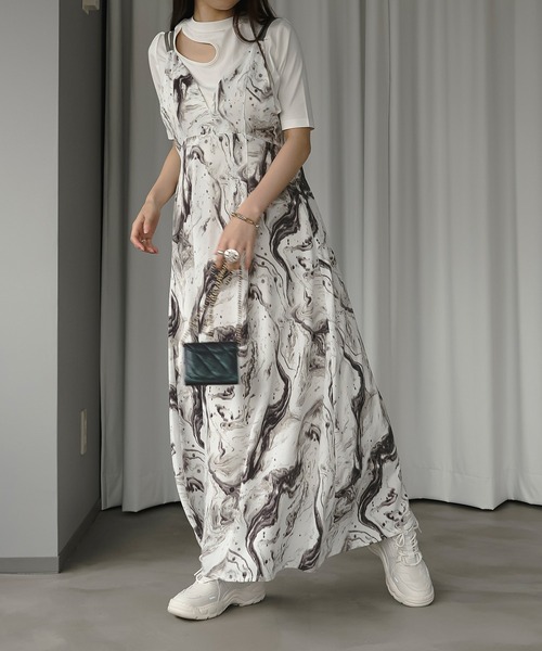 Ezick（エジック）の「コンマカットネックTEE（Tシャツ/カットソー・レディース・ライトホワイト/ブラック/グリーン・FREE）」の7枚目の写真