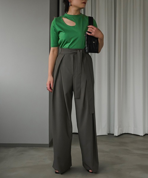 Ezick（エジック）の「コンマカットネックTEE（Tシャツ/カットソー・レディース・ライトホワイト/ブラック/グリーン・FREE）」の16枚目の写真