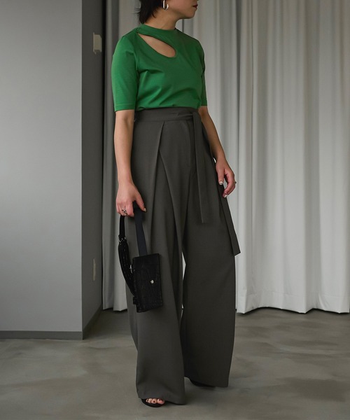 Ezick（エジック）の「コンマカットネックTEE（Tシャツ/カットソー・レディース・ライトホワイト/ブラック/グリーン・FREE）」の18枚目の写真