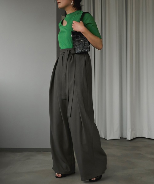 Ezick（エジック）の「コンマカットネックTEE（Tシャツ/カットソー・レディース・ライトホワイト/ブラック/グリーン・FREE）」の19枚目の写真